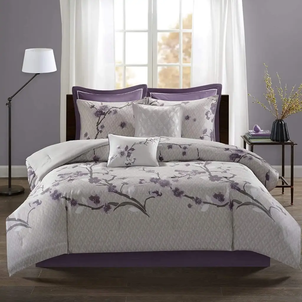 Juego De Edredón Madison Park Mp12-4169 Holly 100 % Algodón - Diseño Clásico Tradicional, Tamaño Matrimonial/Queen (228 X 228 Cm), Morado/Gris, 7 Piezas | 675716902452 TRG180392228