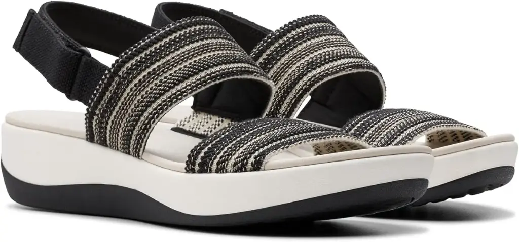 Sandalias Con Tiras Arla Stroll De Clarks Of England Para Mujer - Negro Combinado 8 1/2 Mediano | 889003694191 TRG188575204