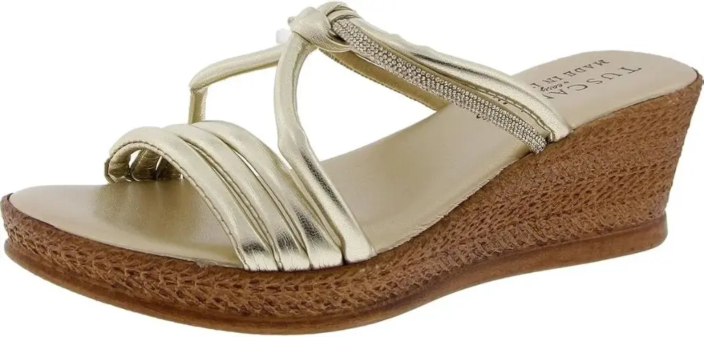 Sandalias De Cuña Elvera Para Mujer De Easy Street - Champán 7 1/2 Mediano | 196371532384 TRG188371911