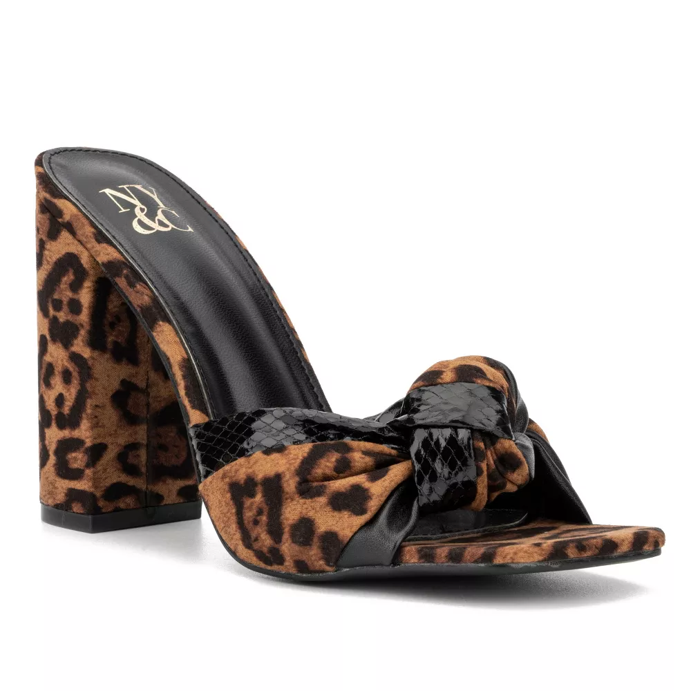Zapatos De Tacón Cuadrado Anthi Para Mujer De New York & Company - Marrón Multicolor 9 Mediano | 193871441482 TRG187862672