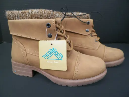[Thereabouts Little & Big Girls Rylee Memory Foam Stacked Heel Hiking Boots - TAN 11 MEDIUM] Botas De Senderismo Con Tacón Apilado De Espuma Viscoelástica Rylee Para Niñas Pequeñas Y Grandes De Thereabouts - Tan 11 Mediano | R1N00000040Qf9 TRG187600821