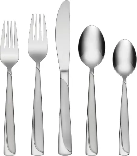 [Oneida Madeline 74-Pc. Flatware Set - METALLIC ONE SIZE] Juego De Cubiertos Oneida Madeline De 74 Piezas - Talla Única Metálica | 79363012074 79363012074