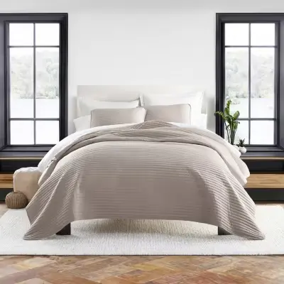 [Casual Comfort Stripe Stitch Quilt Set - LATTE ONE SIZE] Juego De Edredón De Punto De Rayas Casual Comfort - Latte Talla Única | 196901018319 TRG180110118
