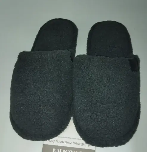 [Isotoner Recycled Berber Garrett Mens Slip-On Slippers - MINERAL LARGE] Pantuflas Bereberes Recicladas Para Hombre De Isotoner - Mineral Large | 194194310394 TRG188381667