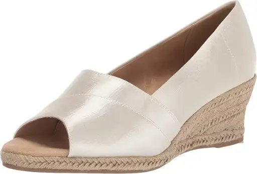 [Easy Street Womens Jasper Wedge Sandals - WHITE THAI SILK 9 NARROW] Sandalias De Cuña Jasper Para Mujer De Easy Street - Seda Tailandesa Blanca 9 Estrecha | 196371196135 TRG187804154