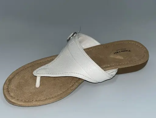 [St. John`S Bay St. John's Bay Womens Zan T-Strap Flat Sandals - WHITE 12 MEDIUM] Sandalias Planas Con Tira En T Zan Para Mujer De St. John'S Bay - Blanco 12 Mediano | 198272118421 TRG188552121